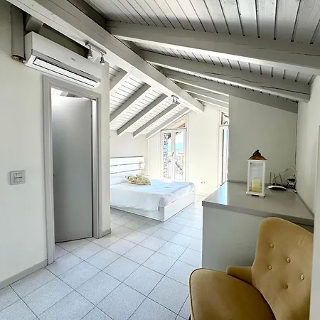 Apartman Iris 1 Di Dongo