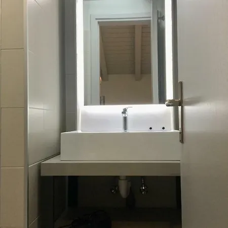 Apartman Iris 1 Di Dongo