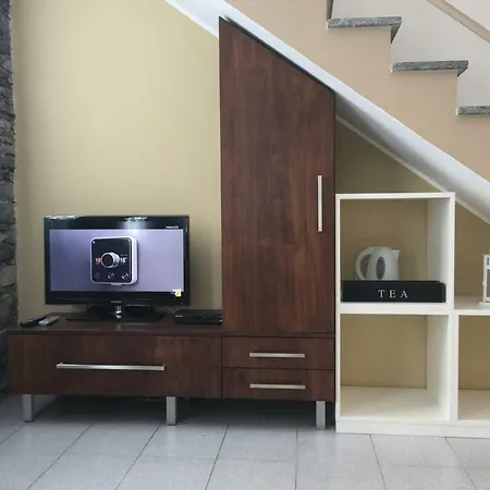 Apartment Iris 1 Di *