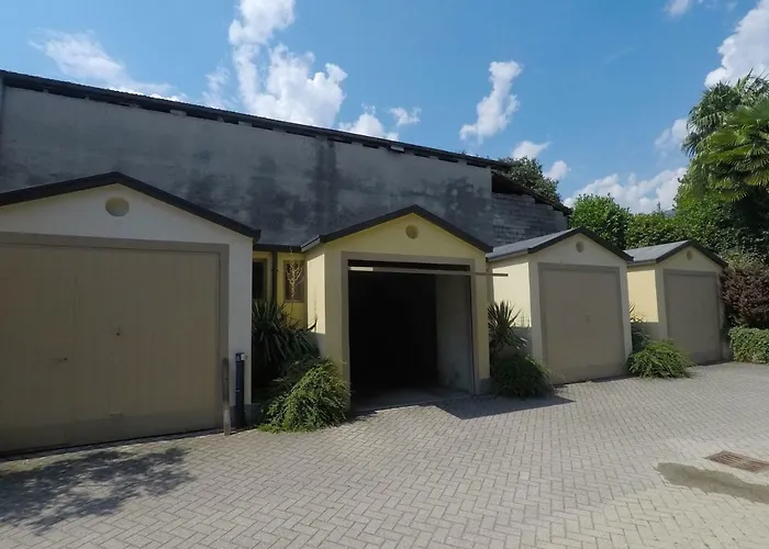 アパート Iris 1 Di